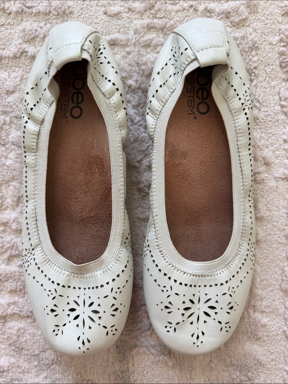 Abeo Bio System Ballet Flat Women’s Shoes in Cream - Comfort Slip-On